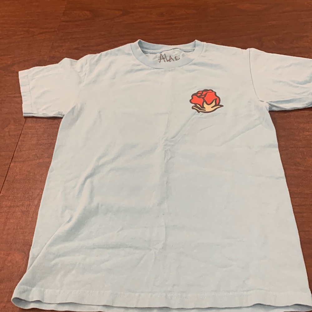 Alab boys T-shirt with rose iron on in front and back